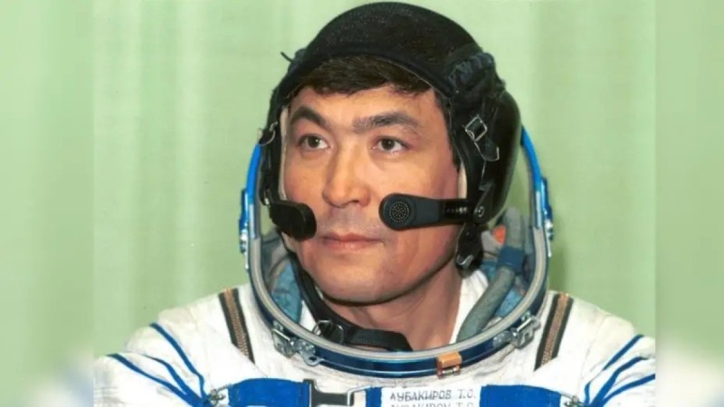 "Қасымда болған үш жігіт те қайтыс болды": Тоқтар Әубәкіров адам сенгісіз жайтты айтты (ВИДЕО)