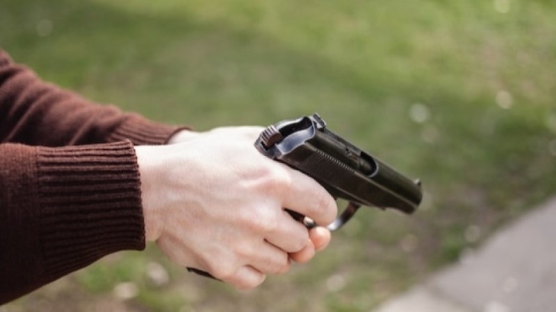 Түркияда қазақстандық азаматты көшеде басынан атып кеткен