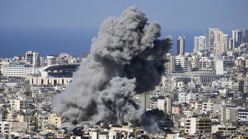 Израиль Ливанды атқылап жатыр: Иран Ормуз бұғазын қайтадан жапты