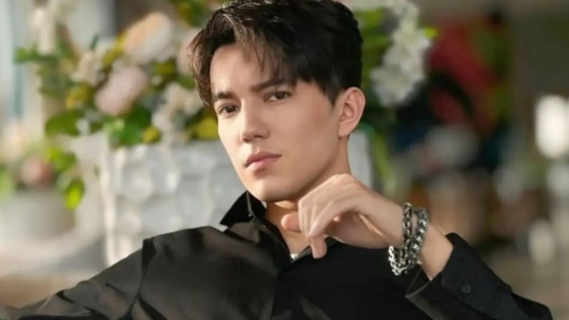 «Қыз тағдырымен ойнаудан қорқамын»: Димаш Құдайберген жеке өмірі туралы айтты (ВИДЕО)