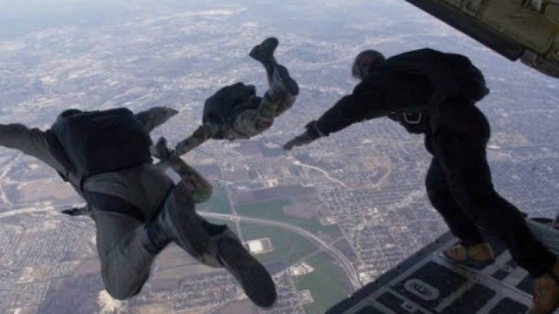 Парашюті ашылмай қалып көз жұмған 18 жасар сарбаздың өліміне кінәлілер сотталды