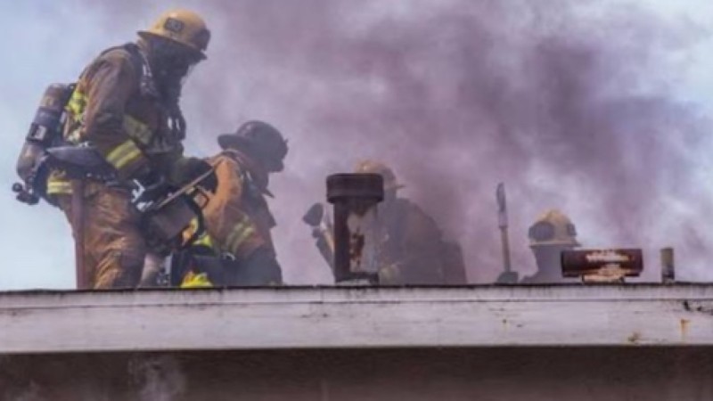 Астанада үш бала қаза тапқан өртте құтқарушыларға көліктер кедергі болған