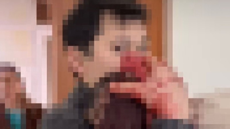 Алматыда 3 жасар баланың үстіне кірпіш құлады (ВИДЕО)