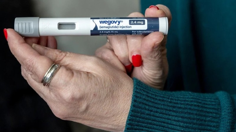 Арықтататын дәрі қабылдаған әйелдің тілі қарайып кеткен: кейін оның бір мүшесін алуға тура келді