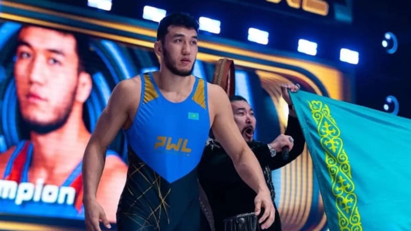 Ризабек Айтмұқан АҚШ палуанын жеңіп тұрып жеңіліп қалды