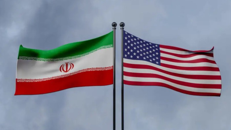 Иран АҚШ-ты бітімді бұзды деп айыптап, америкалық кемелерге соққы жасады