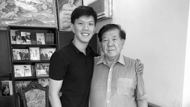 "Атамыз Отырарда жерленеді": Мұхтар Шахановтың ақырғы аманаты орындалатын болды