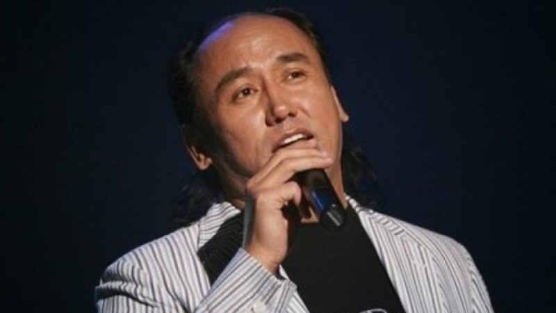 "Әйелім мен баламның қадірін білмедім": Әнші Сәкен Қалымов өкінішін жеткізді (ВИДЕО)