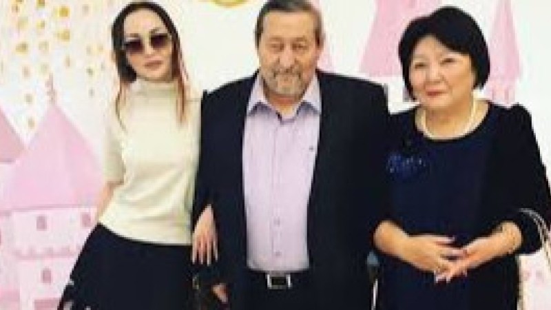 «Еңбегі еленбей келеді»: Ғалым Баян Алагөзованың әкесі жайлы айтты