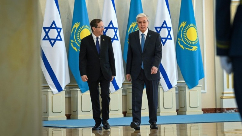 Израиль Президентінің сапары Қазақстанға қандай пайда алып келеді?