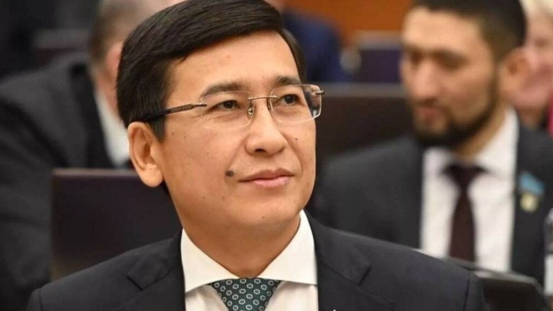 "Педагогтерді қорғаймыз": Депутат Асхат Аймағамбетов ұстаздар үшін қуанышты хабарды айтты