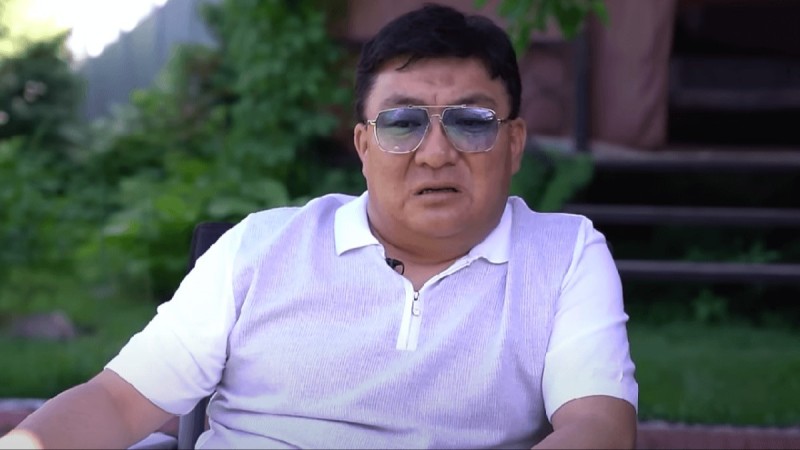 Тоқтар Серіков әкесін еске алып, көзіне жас алды