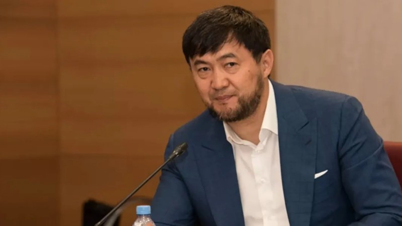 Қорғаныс министрлігі Қайрат Сатыбалдыұлы “дәріс оқуға“ барған колледж басшылығы жазаланғанын мәлімдеді