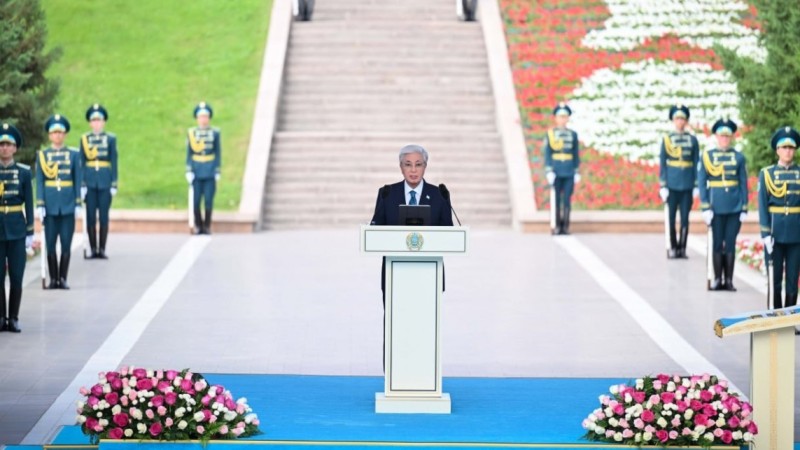 Президент: Рәміздерді құрметтеу - мемлекетті құрметтеу!