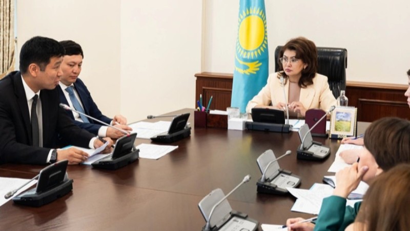 Балалар мен жастар арасында кітап оқу мәдениетін дамытуға басымдық беріледі