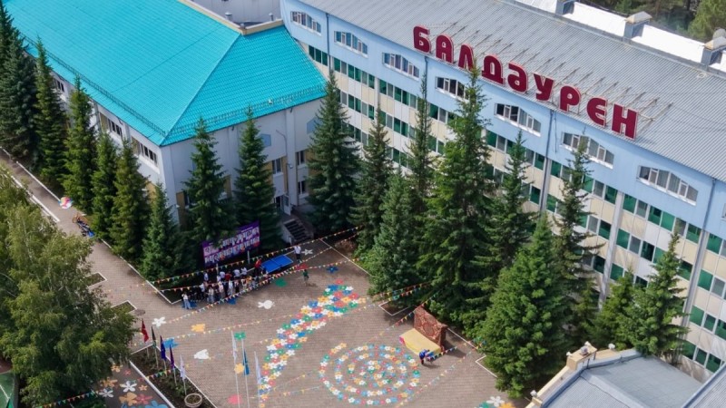Қазақмыс қызметкерлердің балалары үшін жазғы демалыс маусымын ашты