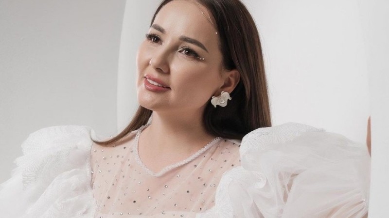 “Енді Байырбекова емес, Ыса”: Жазира Байырбекова тегін өзгертті