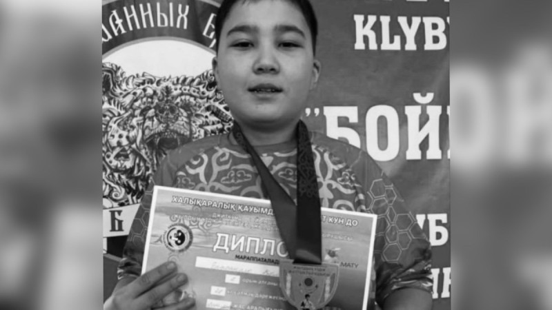 “Абылайханды өлтіріп жатқанын көзіммен көрдім”: 12 жасар баланың өліміне қатысты жаға ұстатарлық деректер шықты