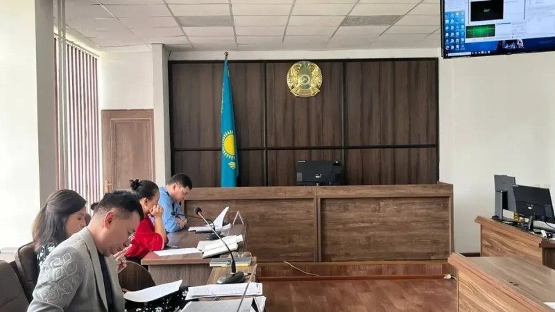 Әл-Фарабидегі 3 адамның өліміне әкелген жол апаты: прокурор Zeekr жүргізушісін 10 жылға соттауды сұрады
