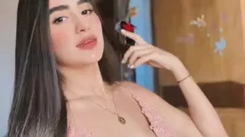 Футболшының әйелі жер сілкінісі кезінде қызын құтқарамын деп қаза тапты