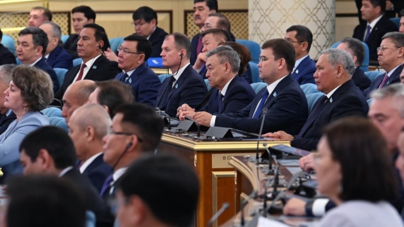 Тоқаев: Қазақстан энергетика мен инфрақұрылымды жаңғыртуға көшті
