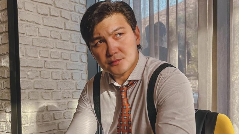 Жігер Ауыпбаев жұбайына қатысты тараған қауесетке жауап берді