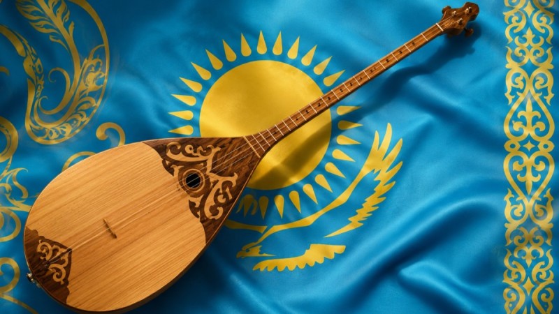 Президент қазақстандықтарды Ұлттық домбыра күнімен құттықтады