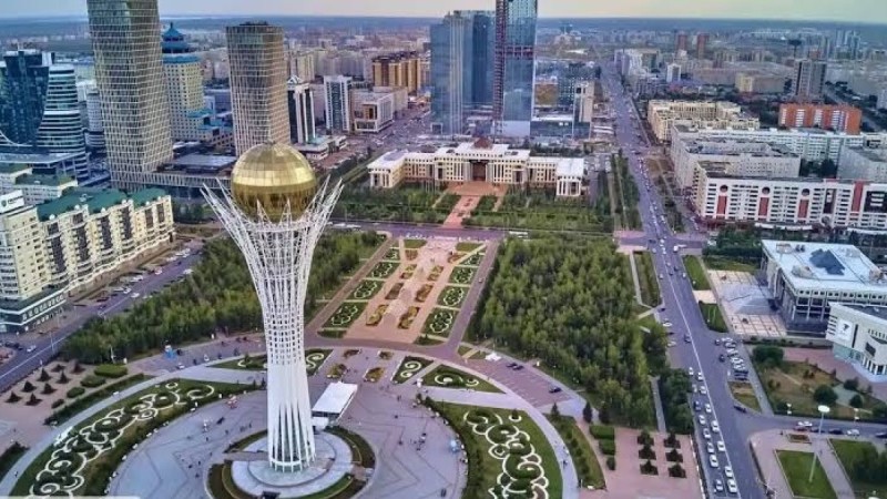 Тоқаев қазақстандықтарды Астана күнімен құттықтады