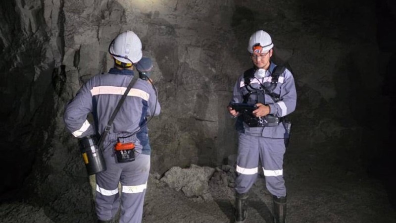Қазақмыс «Жомарт» кенішінде тау жынысы массивінің жағдайын бақылауға арналған цифрлық мониторинг жүйесін енгізуде