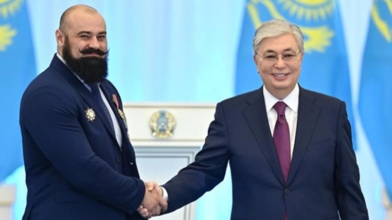 Атақты балуан Ауыр атлетика федерациясының вице-президенті болды