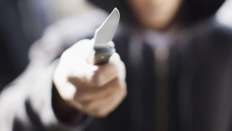 Солтүстік Кипрде қазақстандық бойжеткен пышақ жарақатын алды
