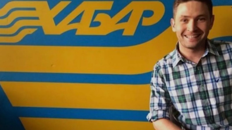 "Жуынсам да өз денемнен жиіркенемін": Қазақстандық белгілі журналист бес жасында зорлық көргенін айтты