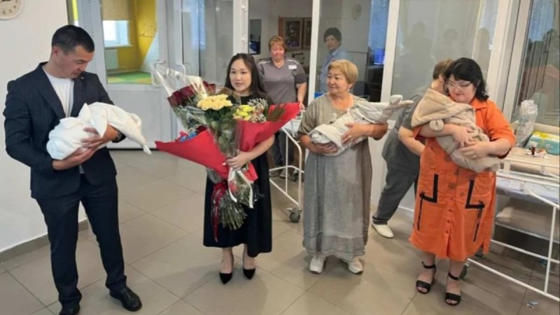 Павлодарлық әйел үшем босанып, жеті баланың анасы атанды