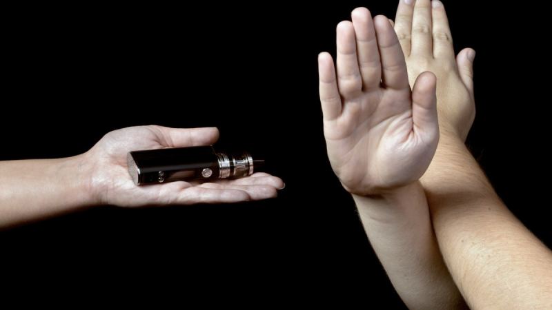 Жасырын арналар мен әлеуметтік желілерде вейптің саудасы қызып тұр, - эксперт