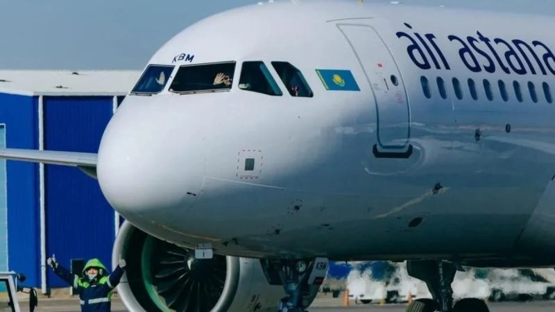 Air Astana қаза тауып, зардап шеккен сарбаздардың туыстарын тегін тасымалдайды