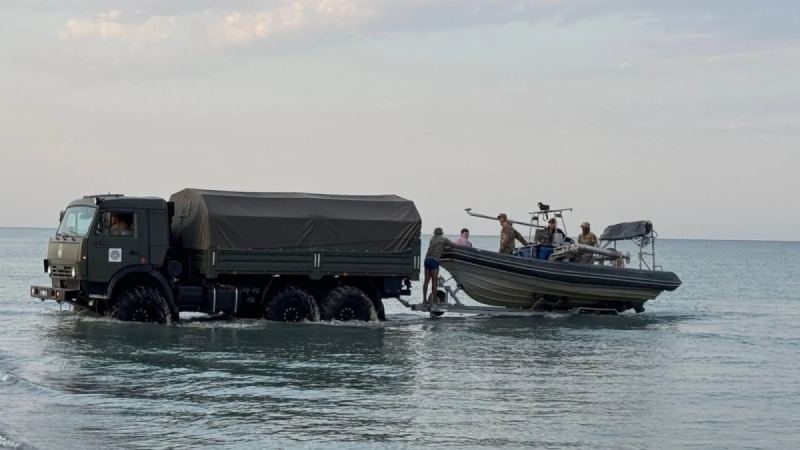 Каспийдегі қайғылы жағдайда аман қалған үшінші сарбаздың кім екені белгілі болды