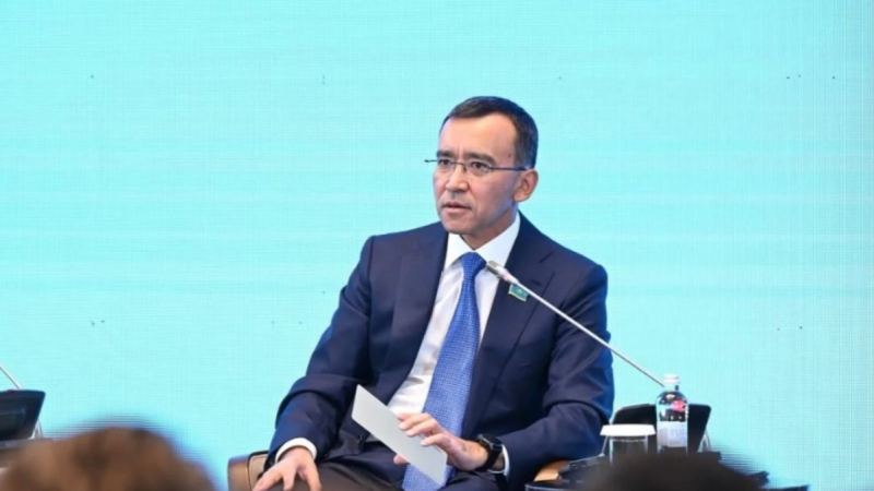 Мәулен Әшімбаев жаңа қызметі туралы мәлімдеме жасады