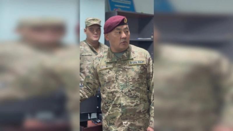 Қорғаныс министрі әскери бөлімге ескертпей барып, тексеріс жасады