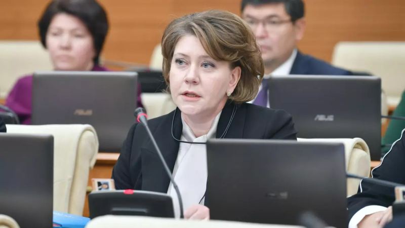 Қорғаныс министрлігіне жаңа орынбасар келді: Татьяна Савельева кім?