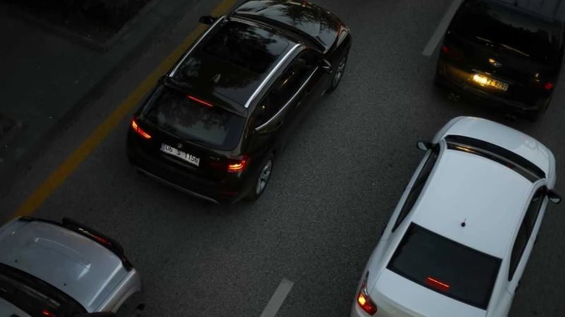 Қазақстанда көлікті тіркеу мен жүргізуші куәлігін алу заңы өзгереді