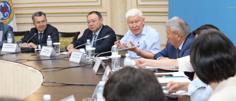Алматы зиялылары: қоғамда табысты ұлтқа тән құндылықтарды орнықтыру қажет