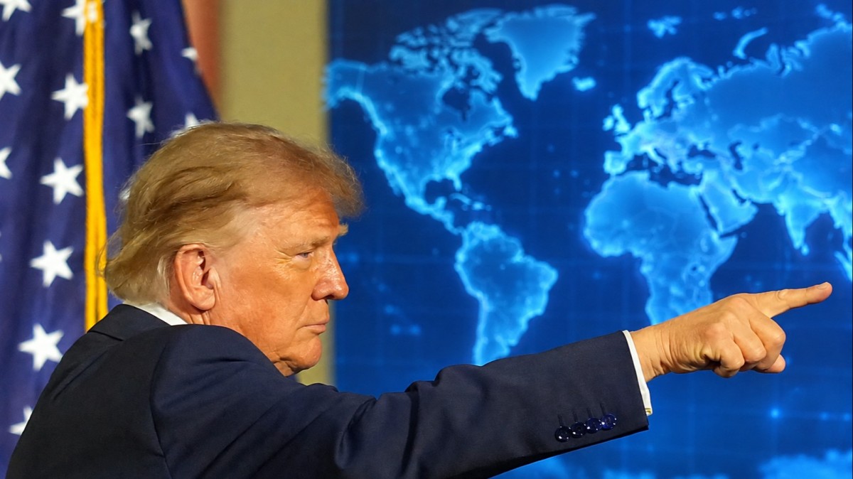 Трамп Ресейге қарсы қатаң санкциялар енгізді: Қазақстанға әсері қандай болуы мүмкін?