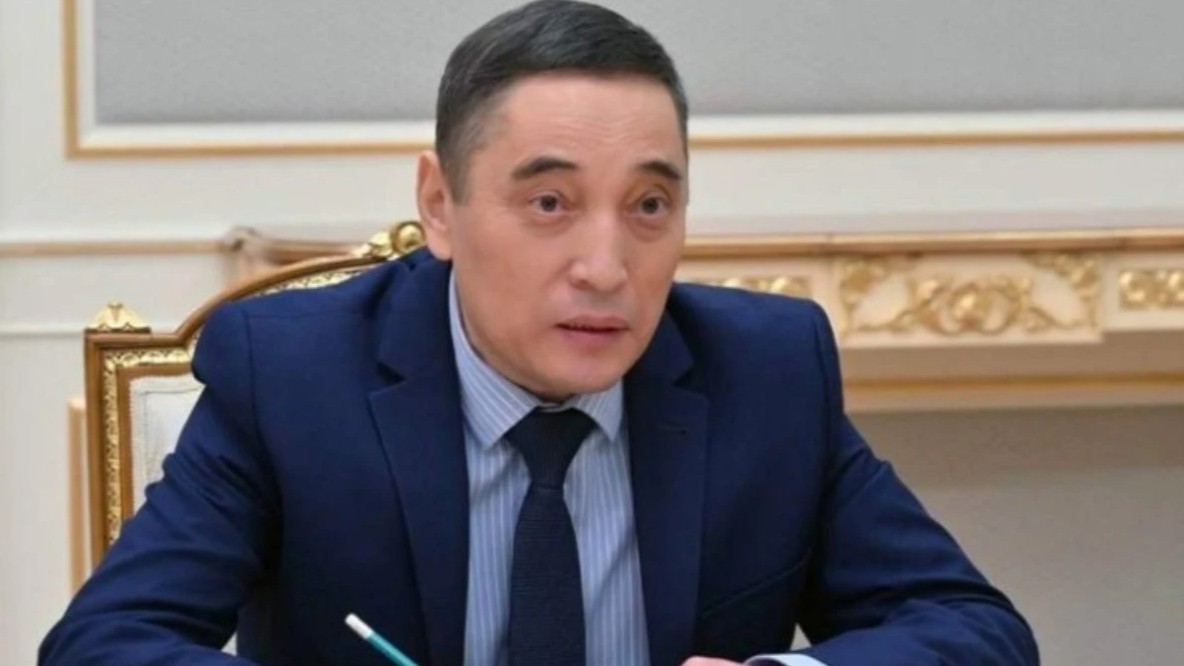 Депутат жастардың блогерлерге еліктеп, «тер төкпей-ақ мол қаржы табуға» ұмтылып жүргеніне алаңдаушылық білдірді
