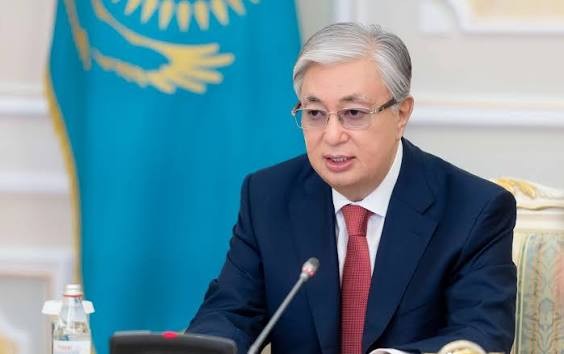 Тоқаев Каспийдегі қайғылы оқиғадан қаза тапқан әскери қызметшілердің жақындарына көңіл айтты