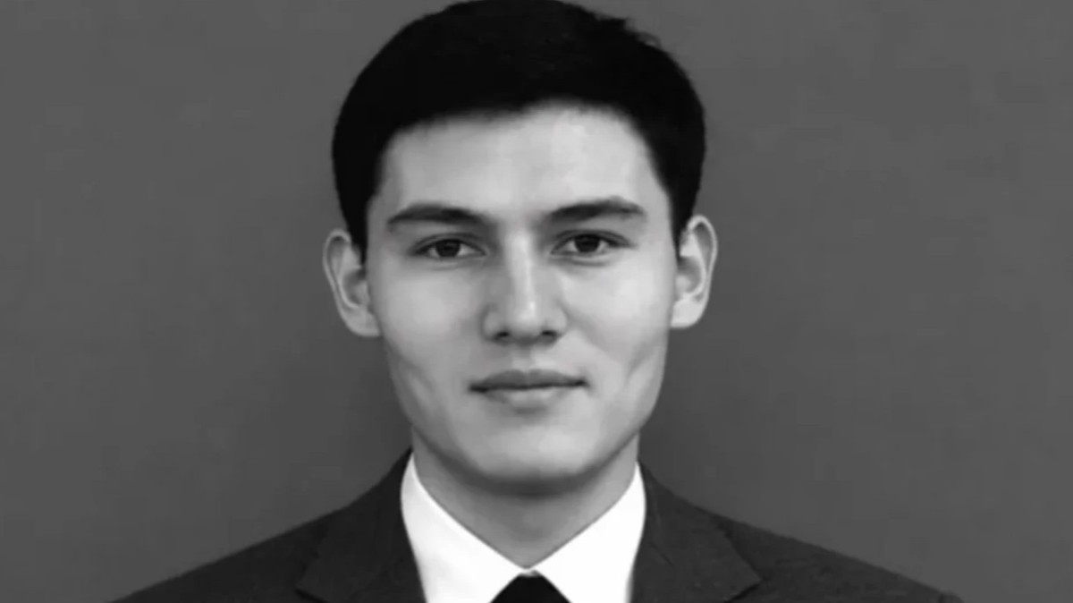 Сот Аян Дүйсековке қысым жасалғанын және оны қызметтік пәтерден шығару әрекетін жоққа шығарды